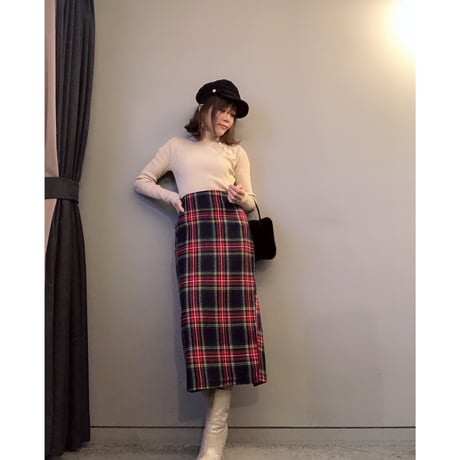 タータンチェック膝丈スカート・ネイビー