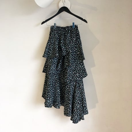 プリントフリルロングスカート