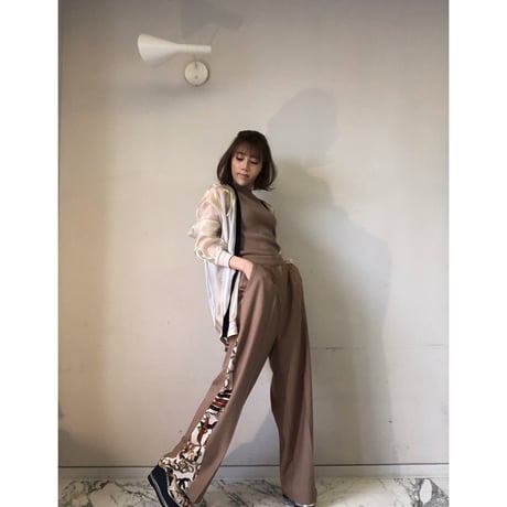 異素材スラックスワイドパンツ・ベージュ
