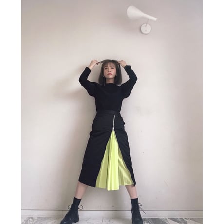 ストレッチパフスリーブトップス
