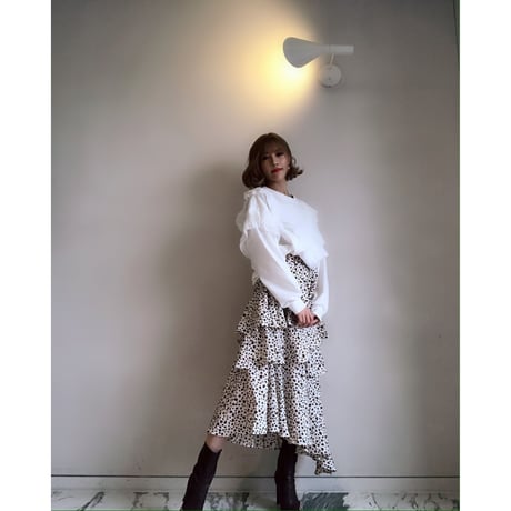 プリーツフリルプルオーバー・ホワイト