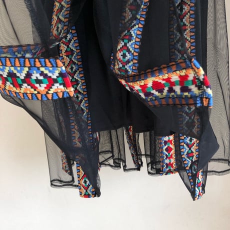 刺繍チュールロングスカート