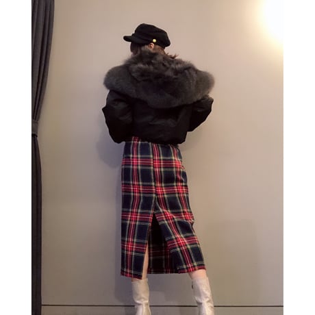 タータンチェック膝丈スカート・ネイビー