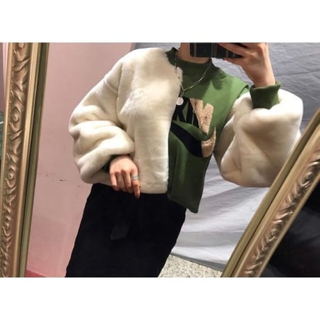 リメイク風フェイクファープルオーバー・グリーン