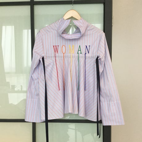 バックフリンジ刺繍ブラウス