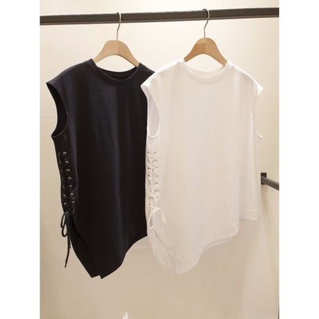 アシンメトリーカットノースリーブTシャツ