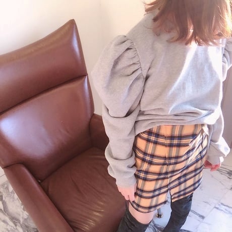 アシンメトリーチェックスカート