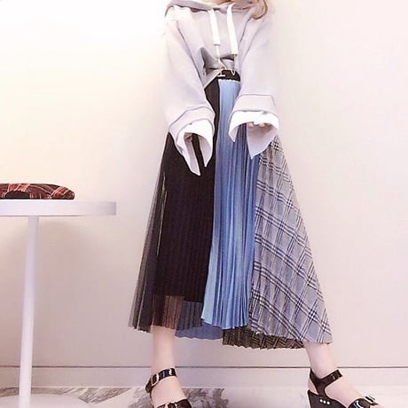 重ね着風ロングスリーブパーカー