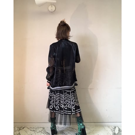 アルファベットチュールプリーツスカート