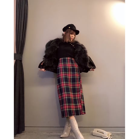 タータンチェック膝丈スカート・ネイビー