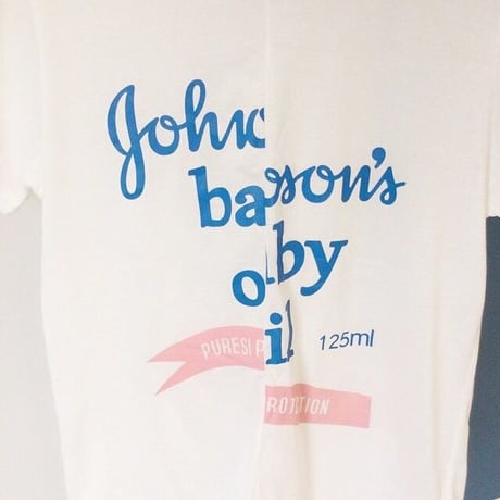 ベビーoilデザインTシャツ・ホワイト