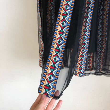 刺繍チュールロングスカート