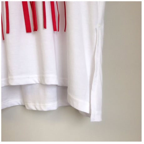 アルファベットフリンジTシャツ