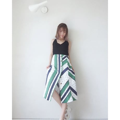 リネン風素材膝丈スカート
