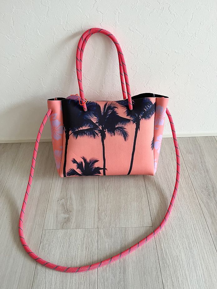 ハワイ Las Olitas PERFECT MEDIUM ネオプレン トートバッグ Mサイズ