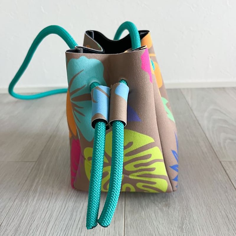ハワイ Las Olitas BUCKET POUCH ネオプレン バケットポーチ | Sun