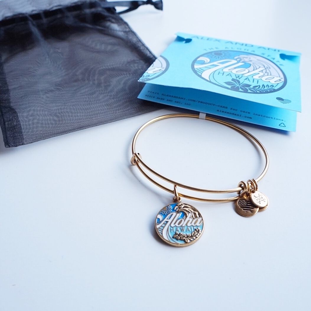 ハワイ ALEX AND ANI 新品！未使用！ - www.sorbillomenu.com