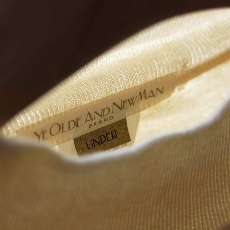 YE OLDE AND NEW MAN　Under YE OLDE AND NEW MANUnder