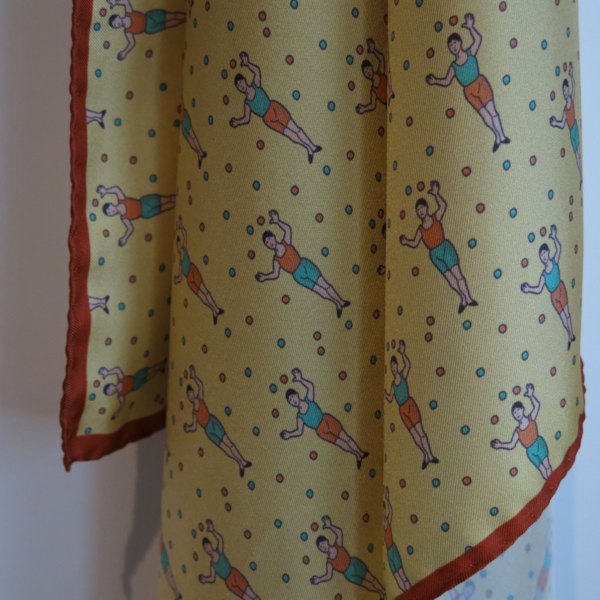 MAATEE&SONS / PRINT SCARF / JUGGLING | Tibetan ...