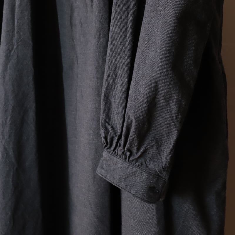 OUTIL / ROBE DOYE / CHARCOAL | Tibetan Market OUTIL / ROBE DOYE / CHARCOAL | Tibetan Market