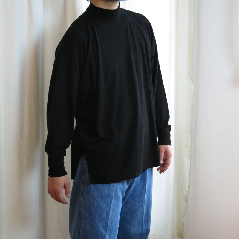 YE OLDE AND NEW MAN / UNDER / BLACK | Tibetan M