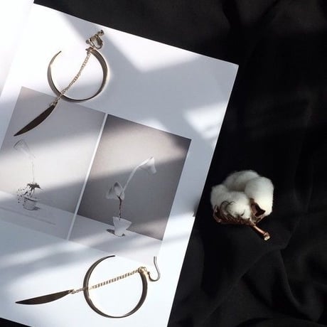 円丸クラシックピアス・イヤリング／片耳