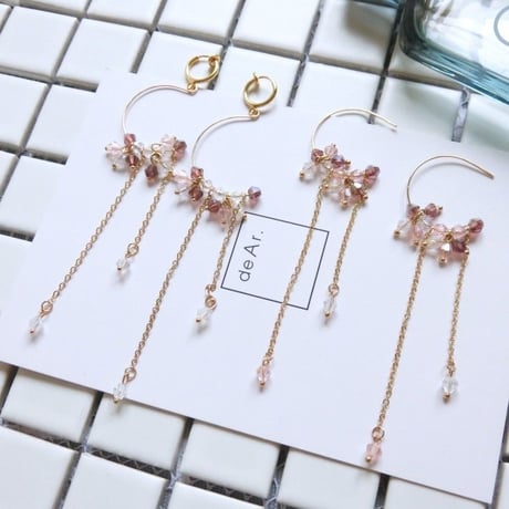 クリスタルピアス・イヤリング／両耳