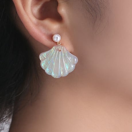 貝ピアス（両耳用）