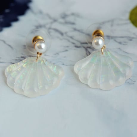貝ピアス（両耳用）