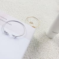 【即納】葉　ブレスレット ゴールド　レディース　女性用シンプルクールセクシー