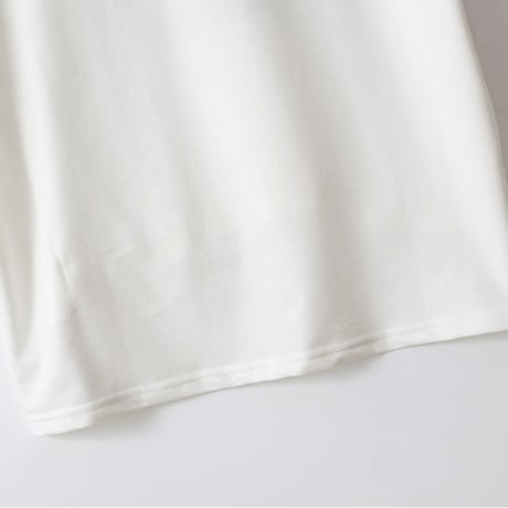 ゆったり半袖ロゴTシャツ