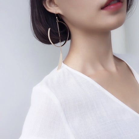 円丸クラシックピアス・イヤリング／片耳