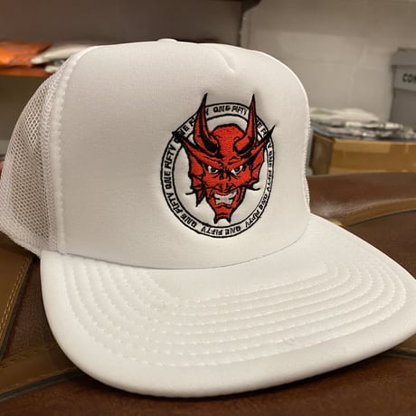 151skates  devil  meshcap