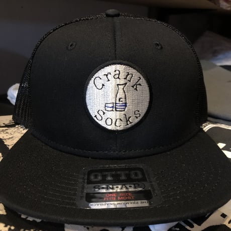 Crank socks mesh cap