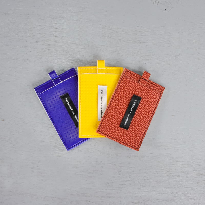 【タグ付き新品】FUKUNARY feat. Mikasa イエローポーチ FUKUNARY feat. MIKASA 】 ボール素材をそのまま使用した財布や