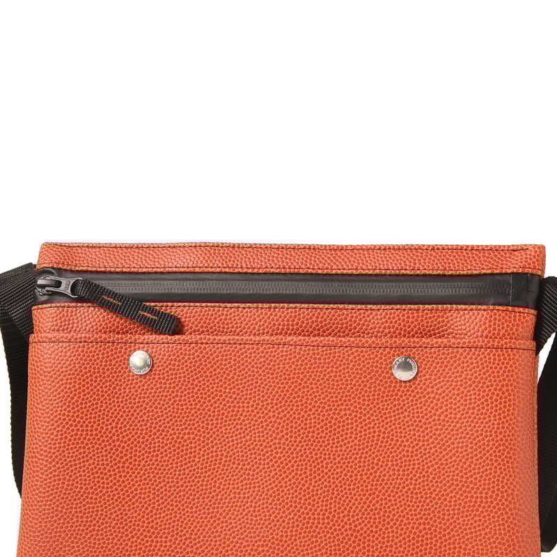 M048 サコッシュ ブラウン | FUKUNARY