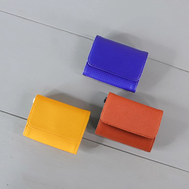 M069 はちのす カードケース | FUKUNARY