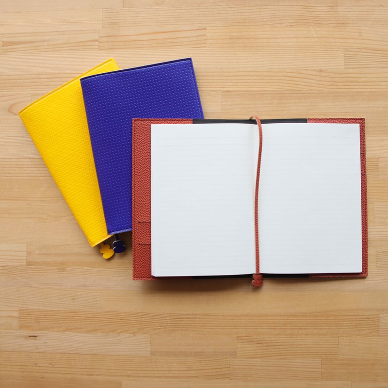 黄色　黒　ノート Amazon.co.jp: マルマン メモ 図案 バンド付 ノート B6 N657