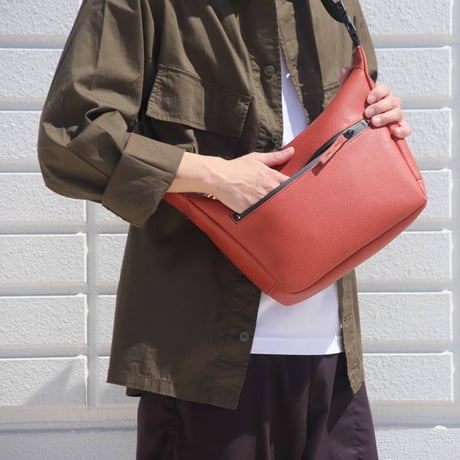 M115 ジップショルダー ブラウン
