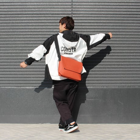 M003  メッセンジャーバッグ C / ブラウン