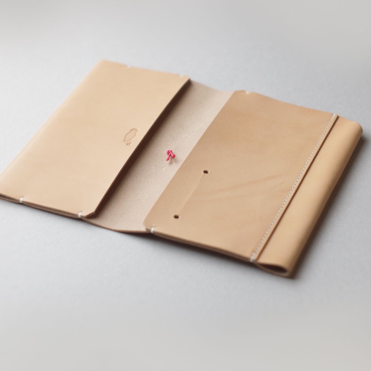 ほぼ日手帳カバー1型 WEEKSサイズ | くも舎オンラインショップ