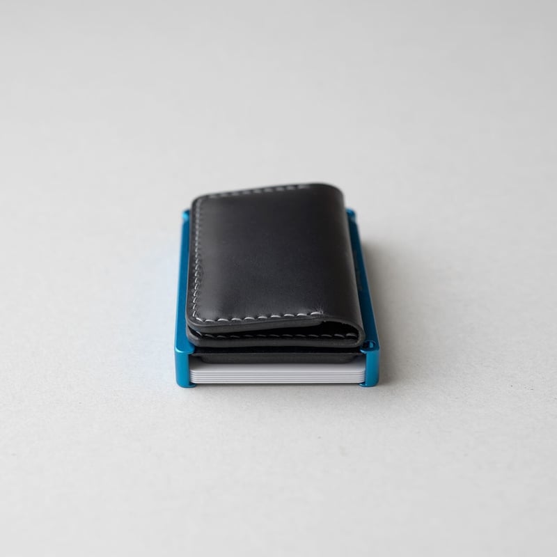AirTag対応ミニマリスト財布１型 + カードホルダー12カード | くも舎 