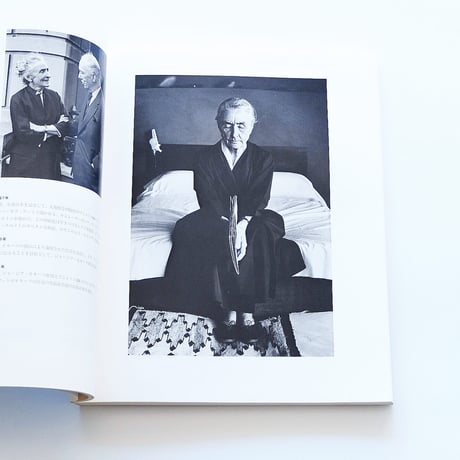 Georgia O′Keeffe: American & Modern