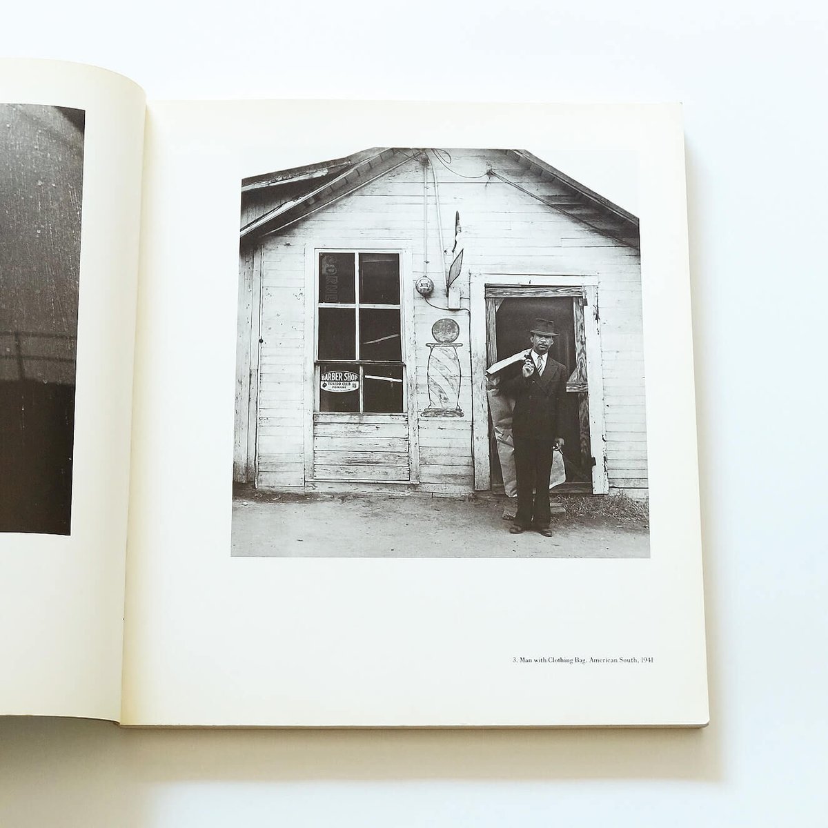 アート・デザイン・音楽 A Notebook at Book / Irving Penn Amazon | A Notebook at Random | Penn, Irving | Individual