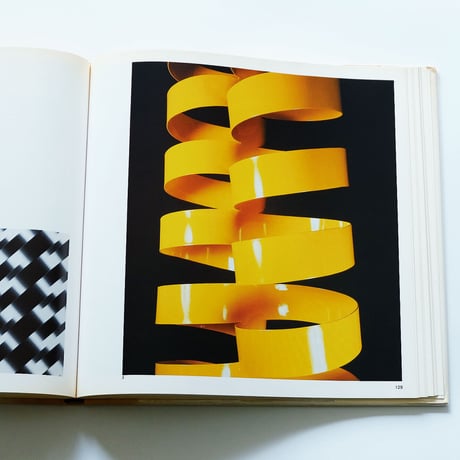 Art and Graphics by Willy Rotzler
