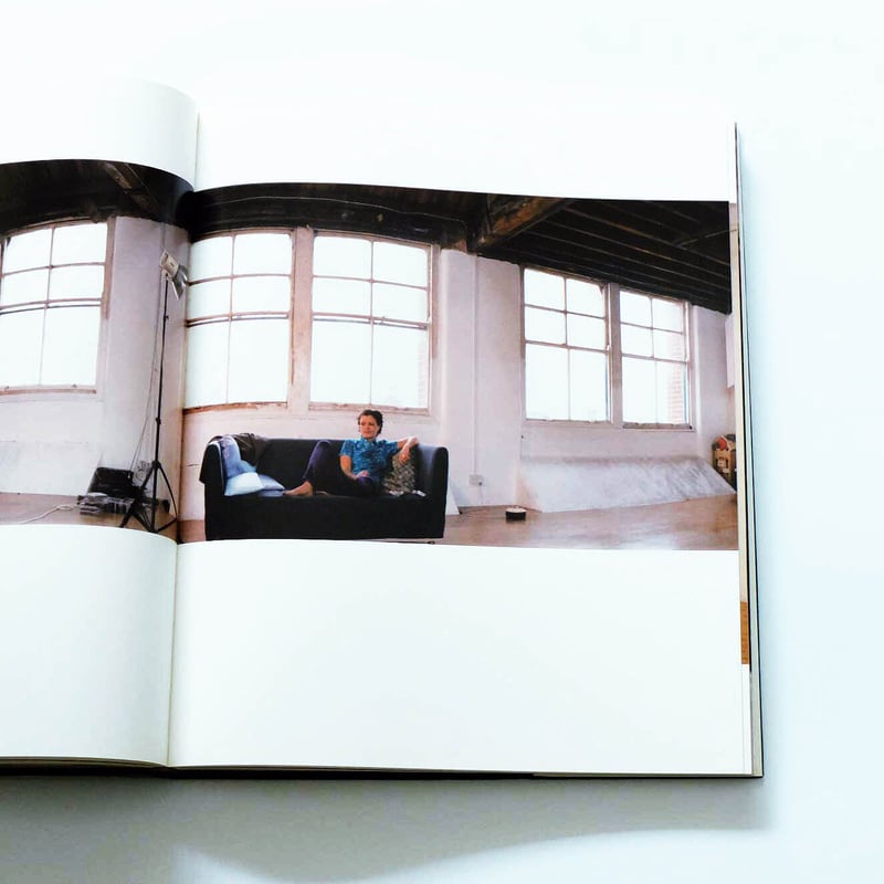 Sam Taylor-Wood アート写真集 299: SAM TAYLOR-WOOD, Self-Portrait in a Single Breasted