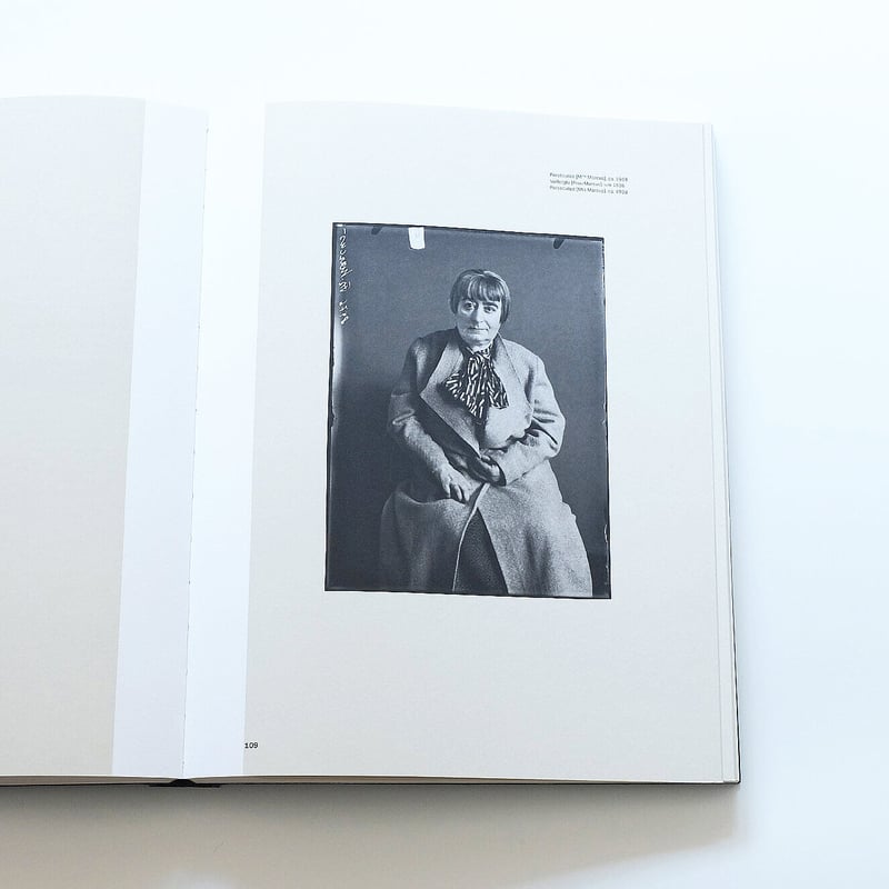 August Sander: Persecuted / Persecutors / Peopl August Sander: Persecuted / Persecutors / Peopl