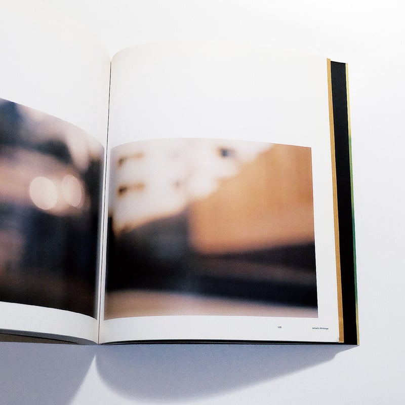 Uta Barth: Contemporary Artists Series | Book E