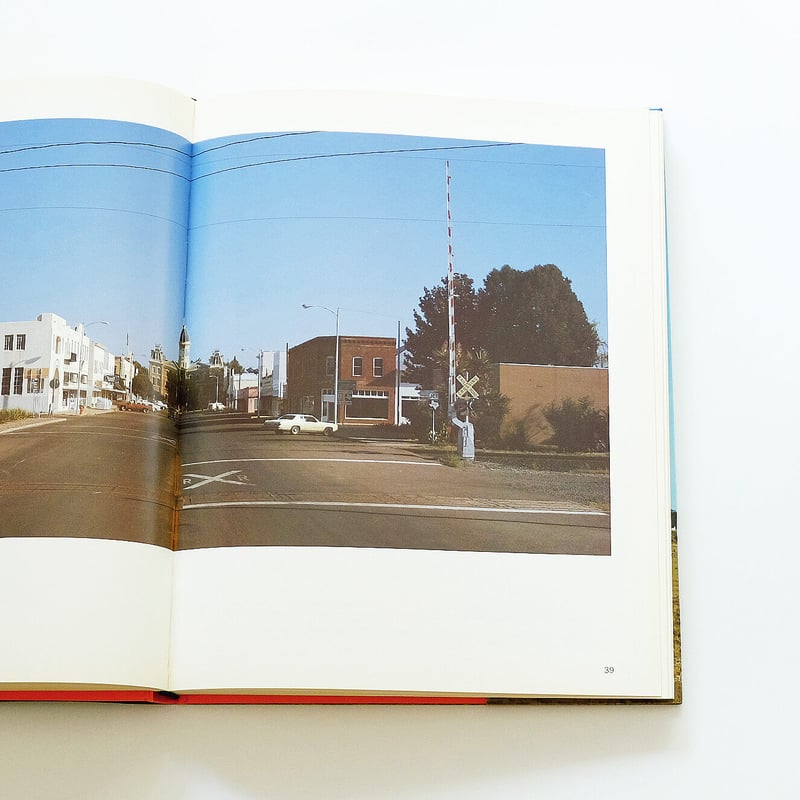 Donald Judd: Raume Spaces | Book Ernest