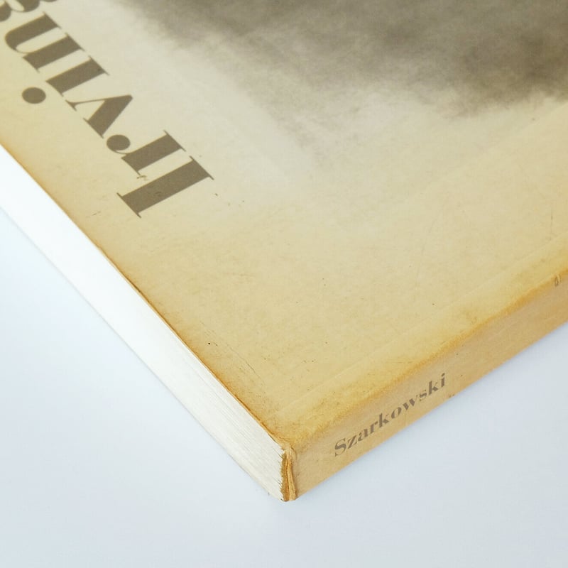 アート・デザイン・音楽 A Notebook at Book / Irving Penn アート・デザイン・音楽 A Notebook at Book / Irving Penn A